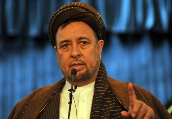 مشاور اشرف غنی: برای صلح و جنگ در افغانستان آمادگی داریم مشاور اشرف غنی: برای صلح و جنگ در افغانستان آمادگی داریم