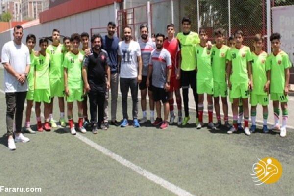عکس: حضور بیرانوند در آکادمی پرسپولیس عکس: حضور بیرانوند در آموزشگاه پرسپولیس
