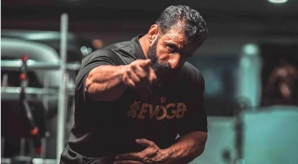 استایل دیده نشده هادی چوپان خارج از باشگاه ورزشی